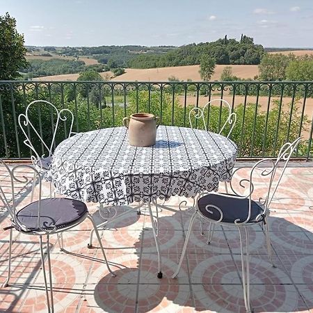 Maison De Village Avec Superbe Vue Cuq  Eksteriør billede